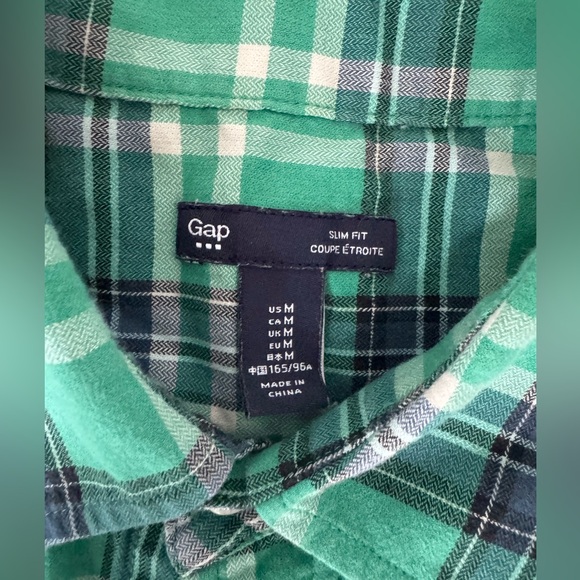 Men’s Gap button down shirt - Picture 3 of 3